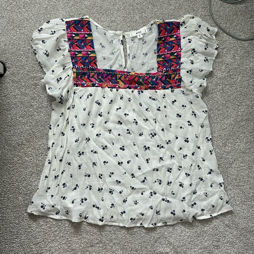 Women’s boutique blouse